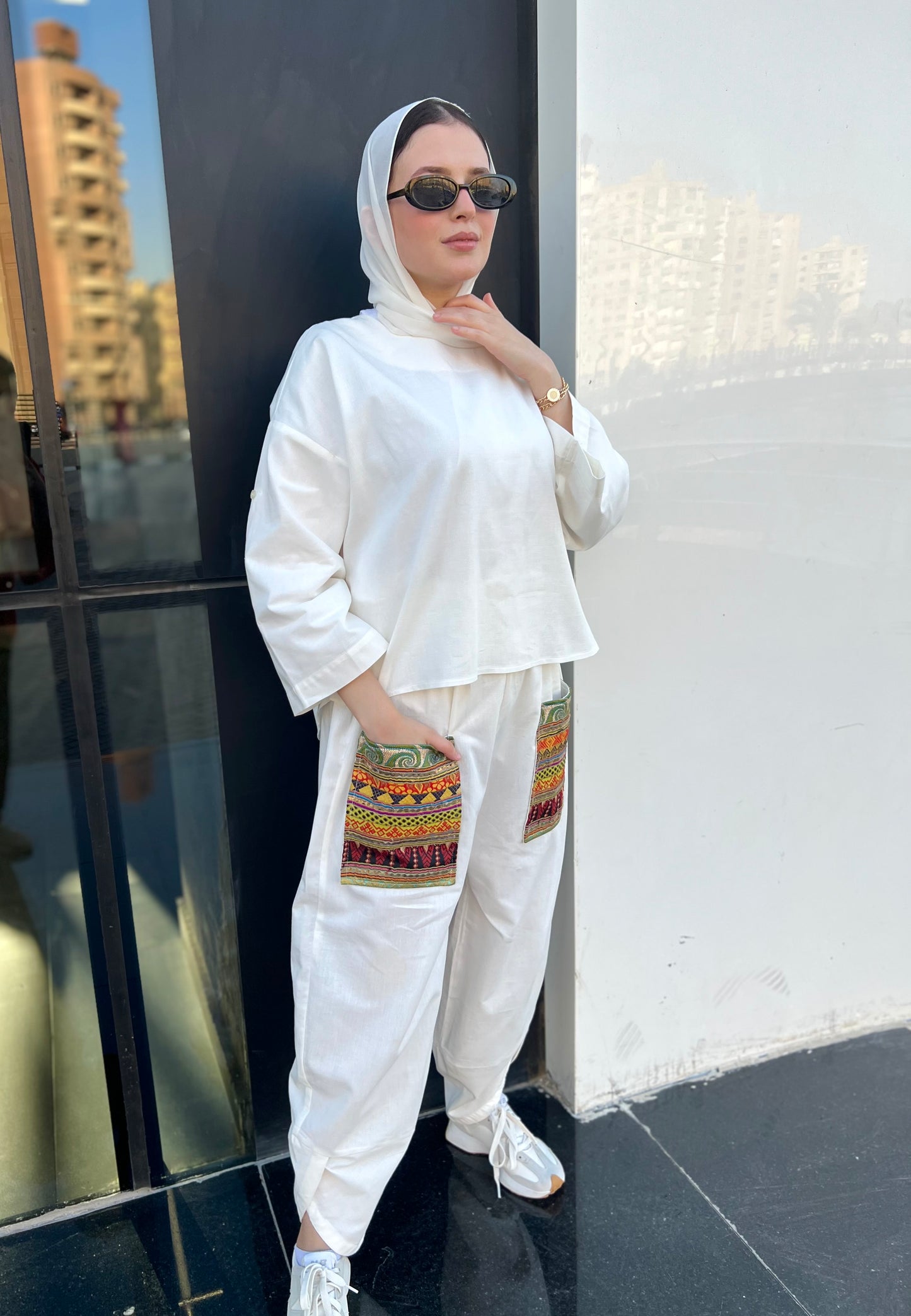 White Pockets Set
