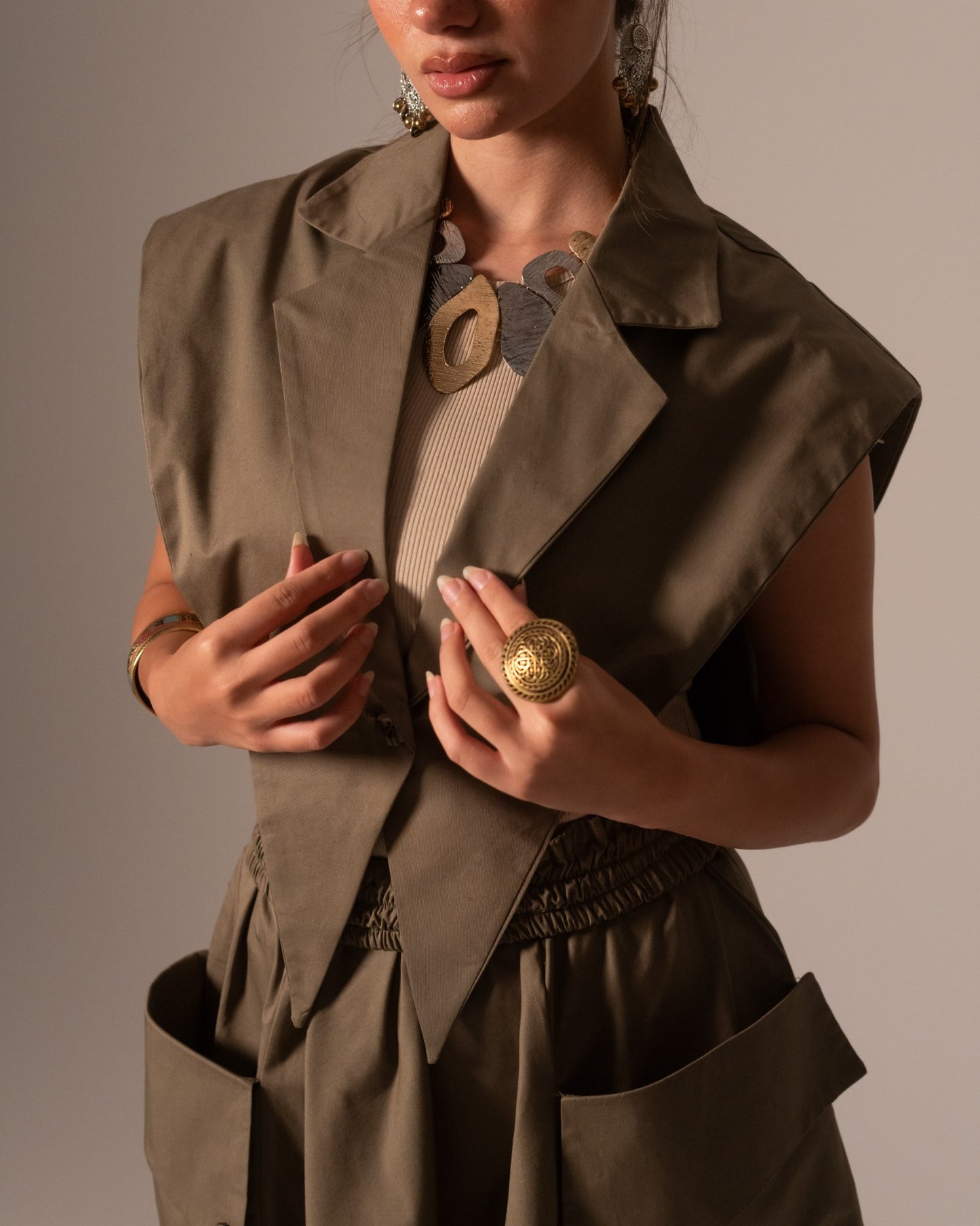 AURA VEST SAGE