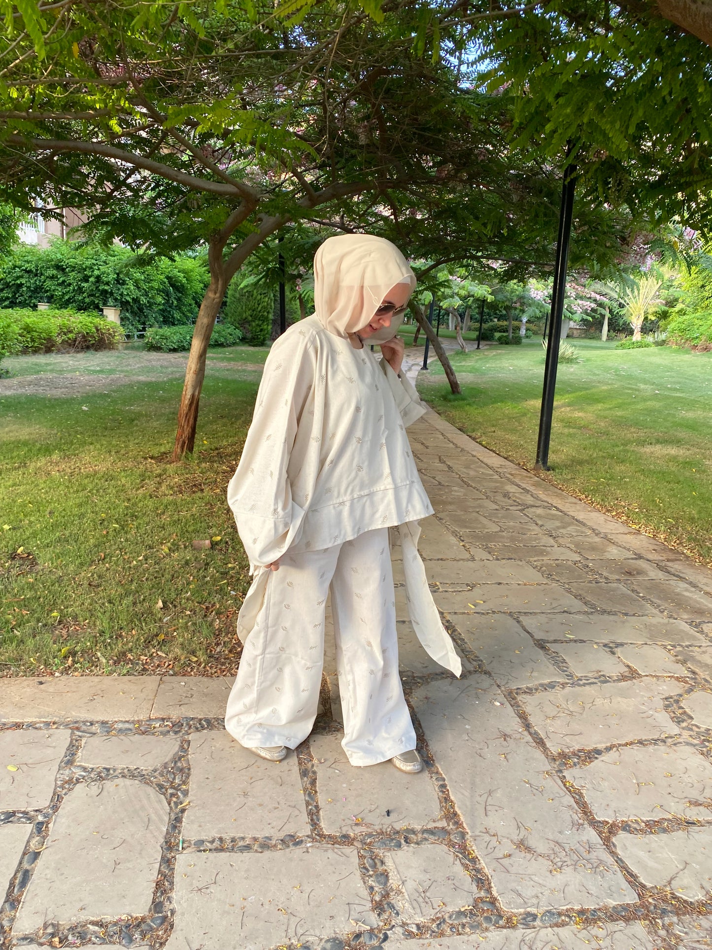 Waist belt blouse