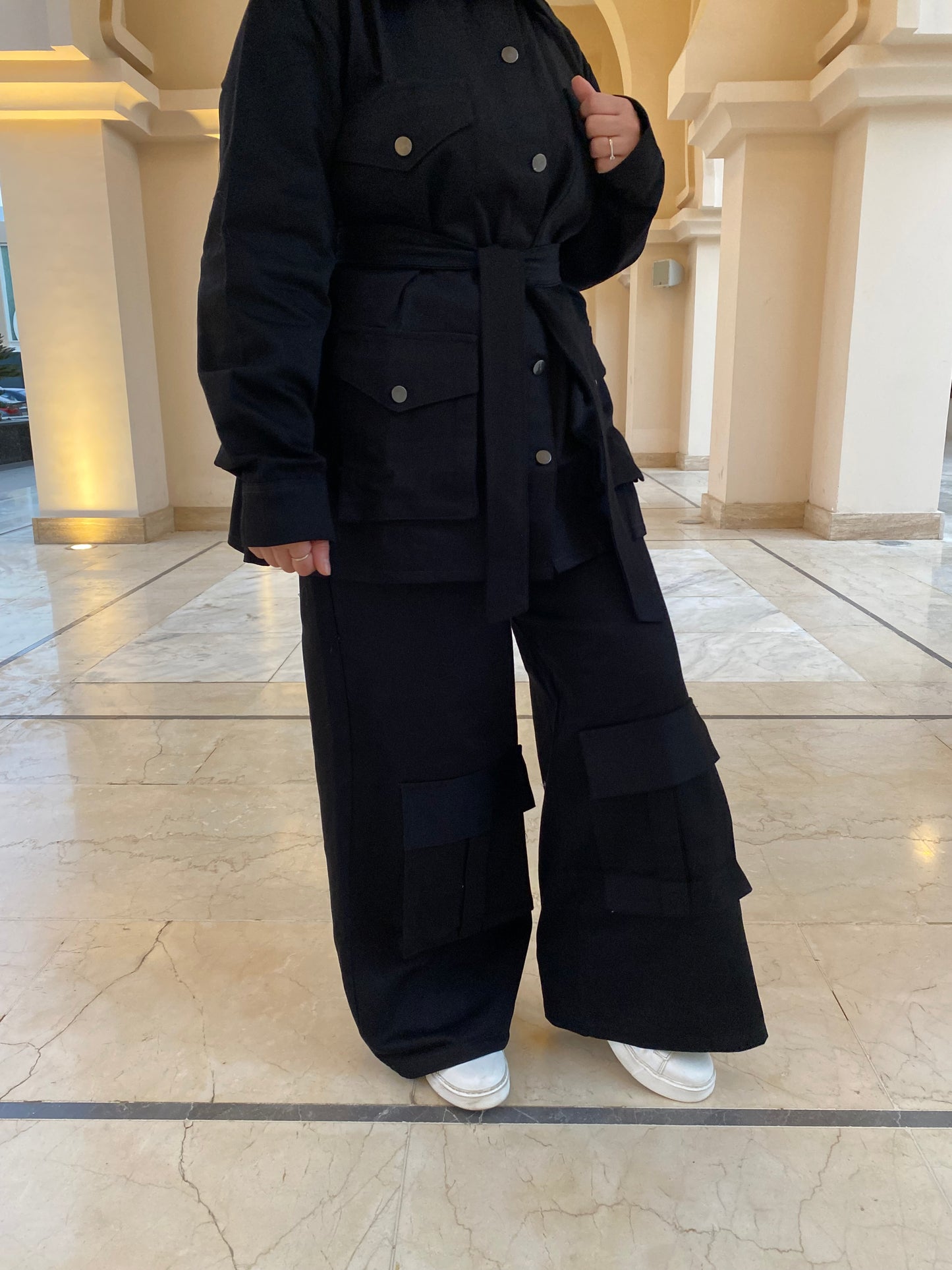 Urban Armor Suit Black